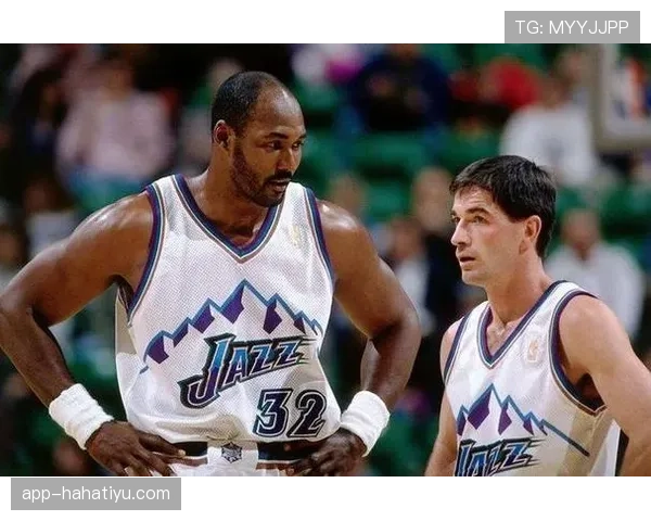 纳什挡拆组织比保罗更善于制造无球空位